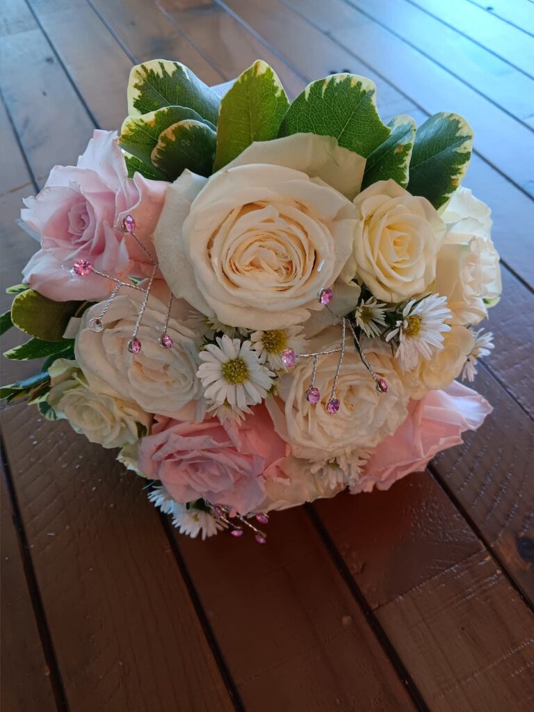 Delicate roses - prom and homecoming